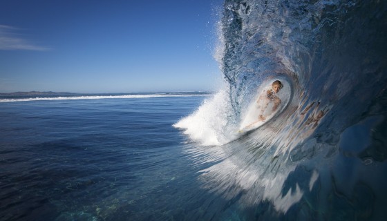girl in sea surfers sea w…