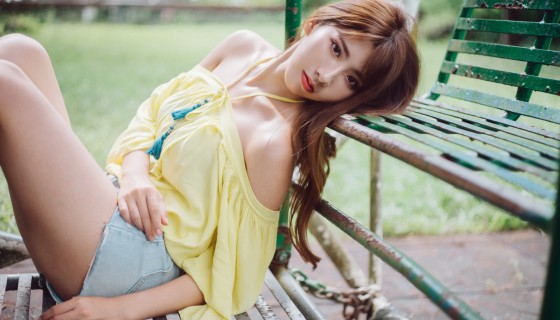 hot model brunette Asian girl …